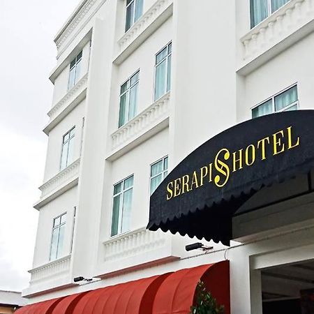 Serapi Hotel Kuching Exterior photo